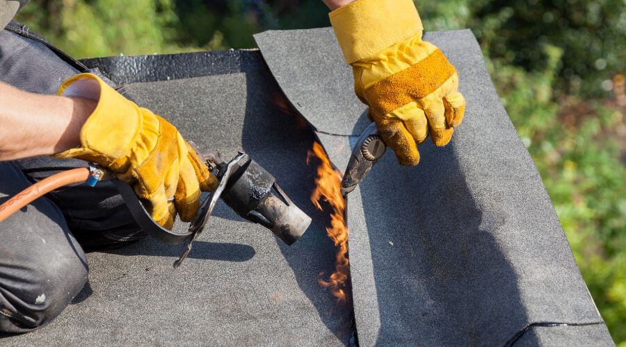 Professional New roof installation in Winchester, KS